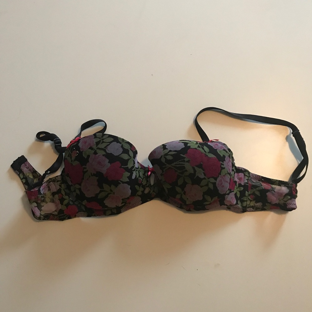 Betsey Johnson bra